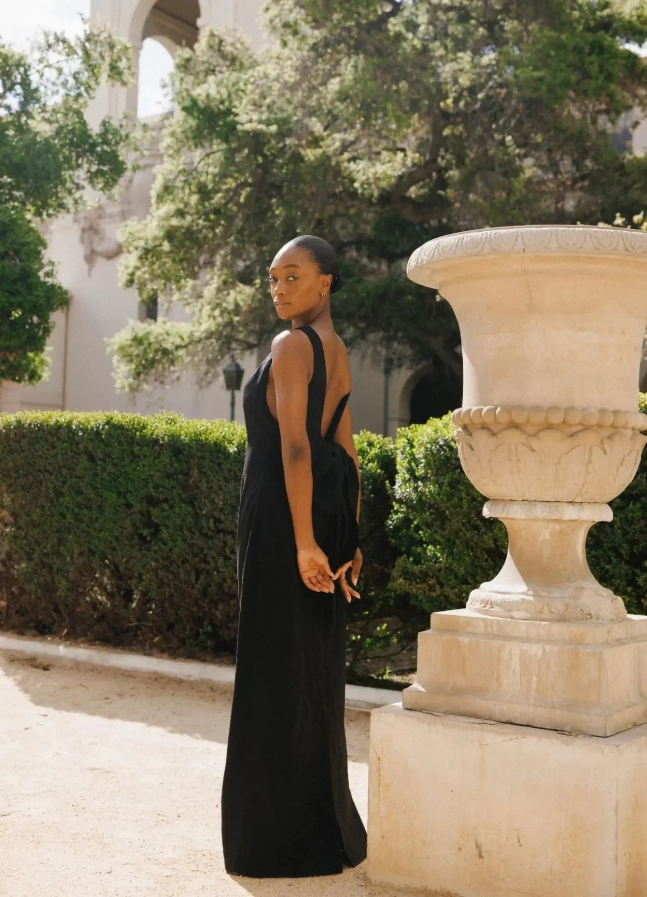 BOW MAXI DRESS BLACK - Image 14