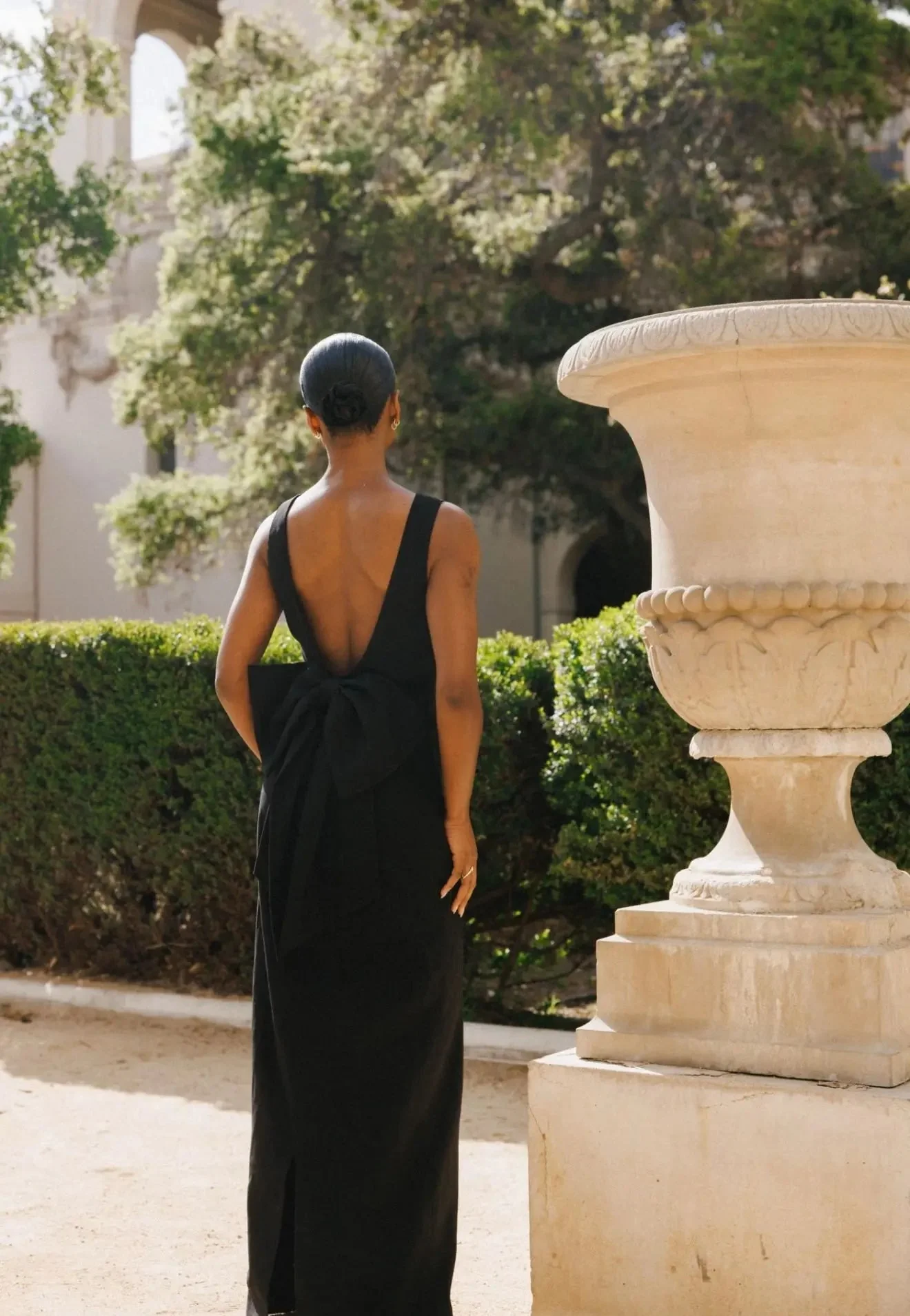 BOW MAXI DRESS BLACK - Image 15