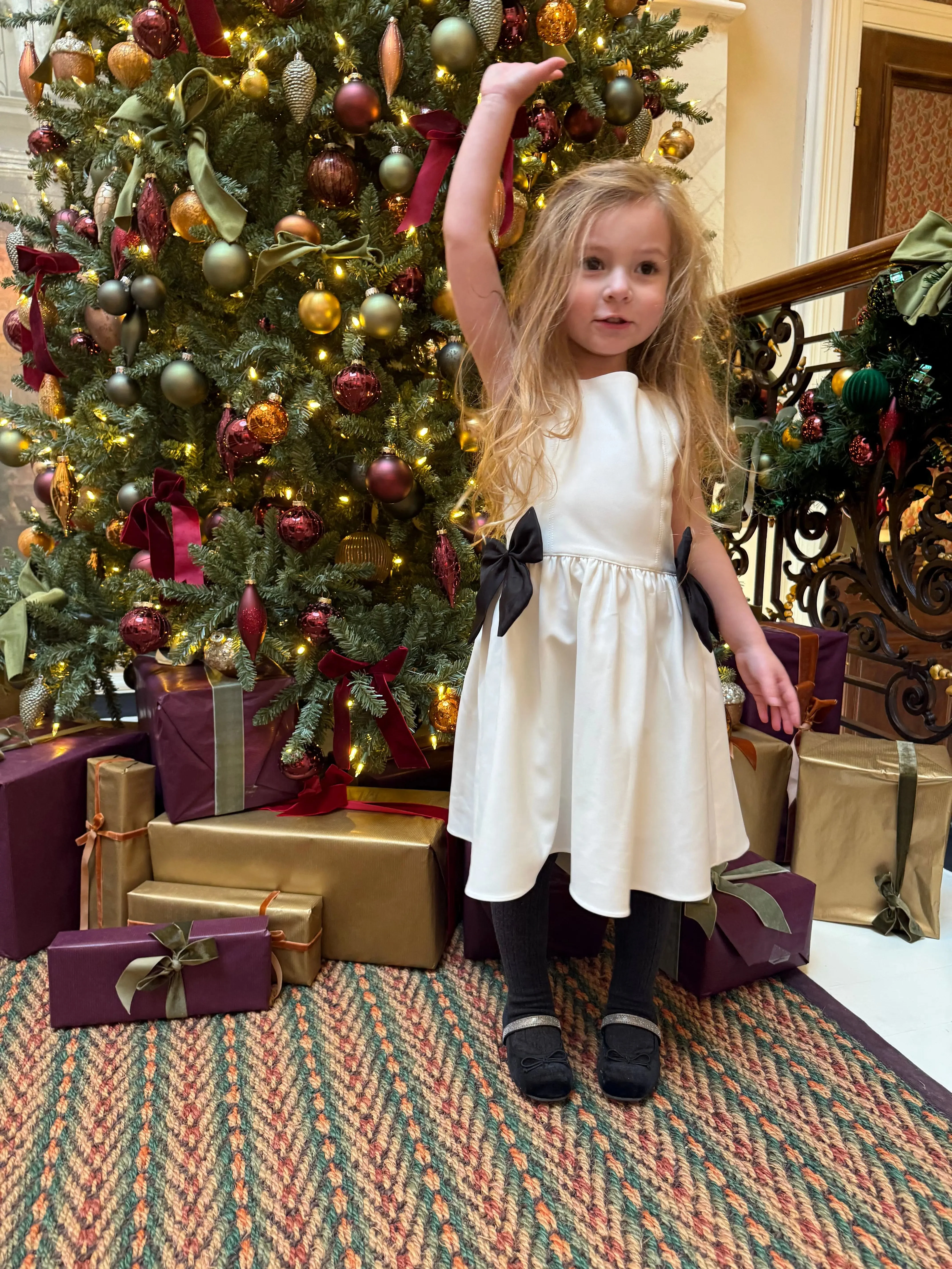 MINI WHITE BOW DRESS - Image 3