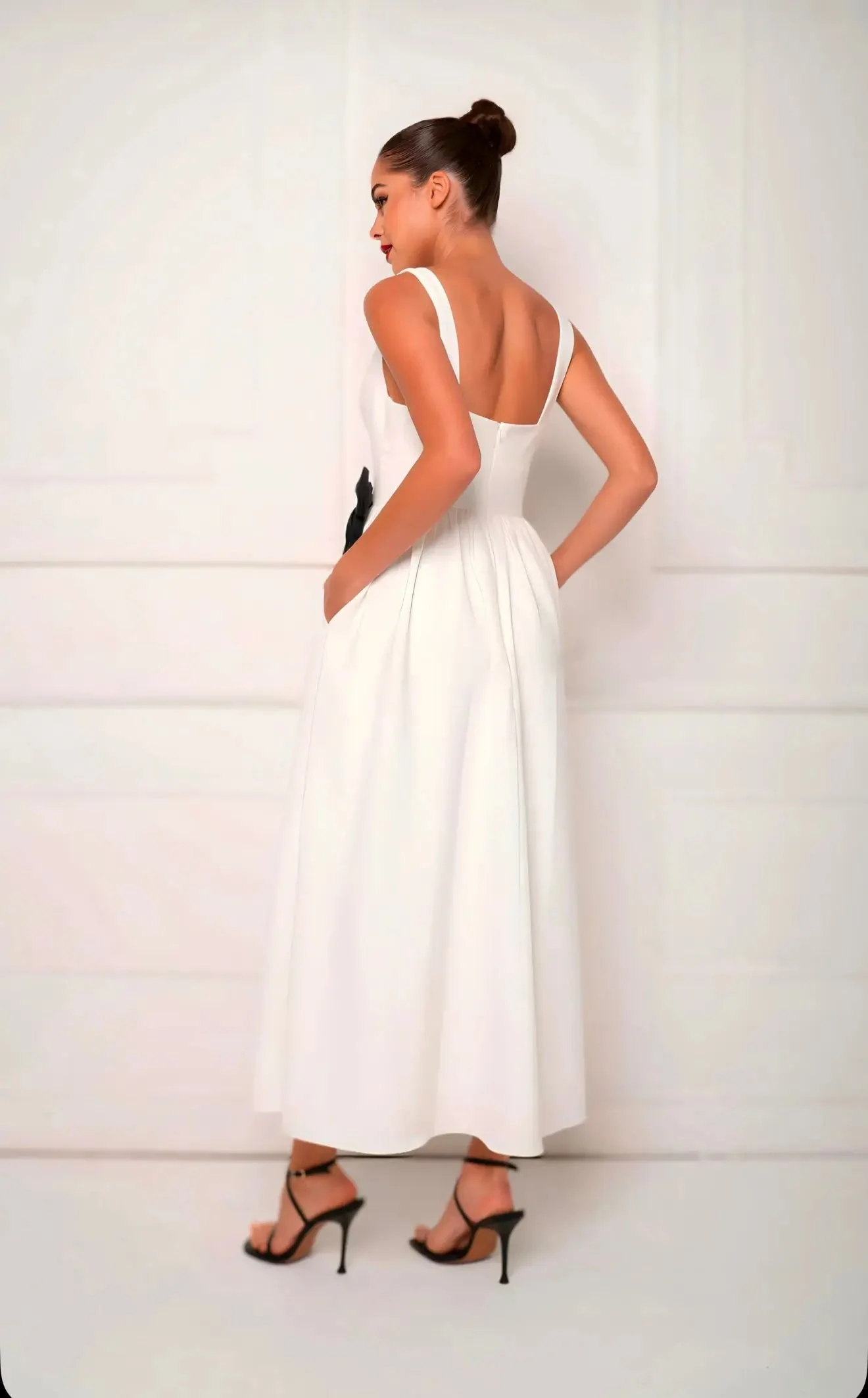 BOW MIDI DRESS WHITE - Image 10
