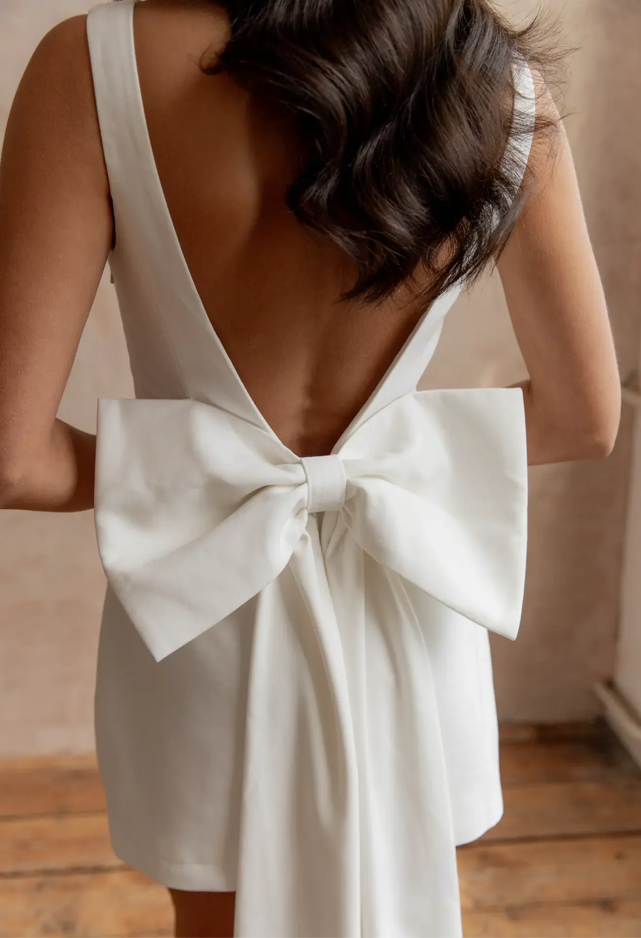 DOVE BOW DRESS WHITE - Image 15